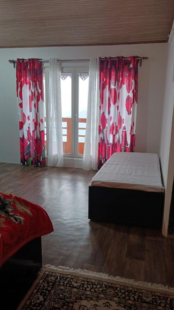 דרג'ילינג Lotus Homestay מראה חיצוני תמונה